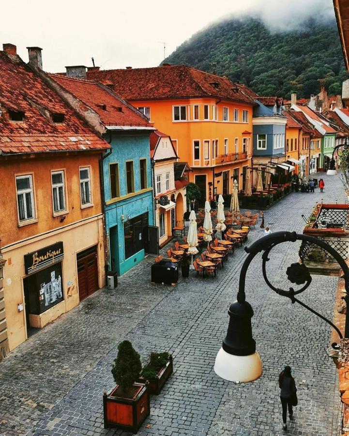 Margaret Place * Brasov