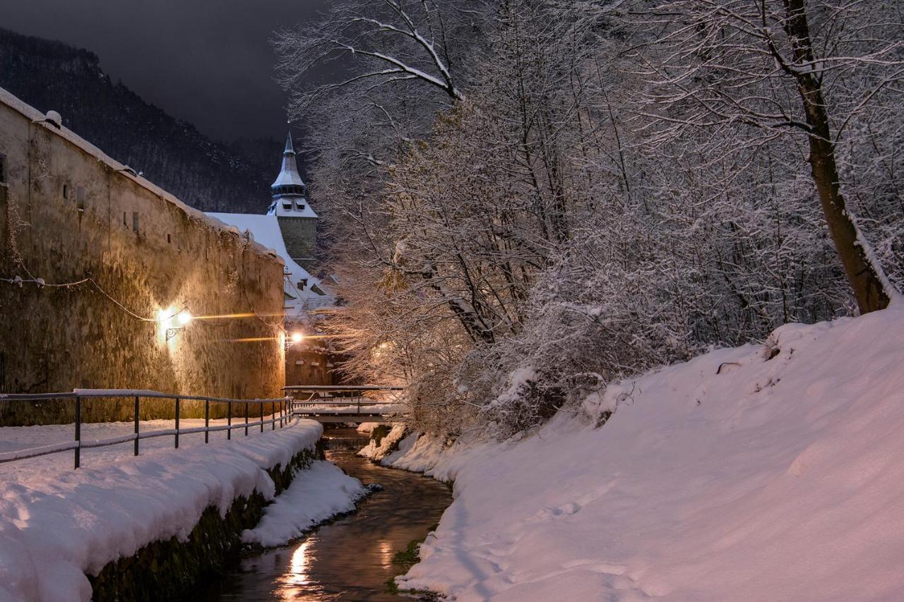 Margaret Place * Brasov
